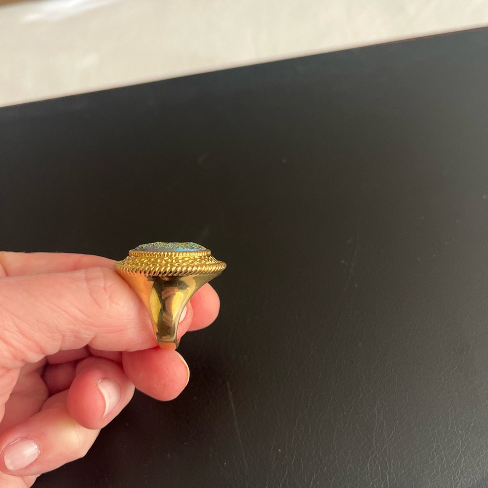 Beautiful Statement Ring - image 3